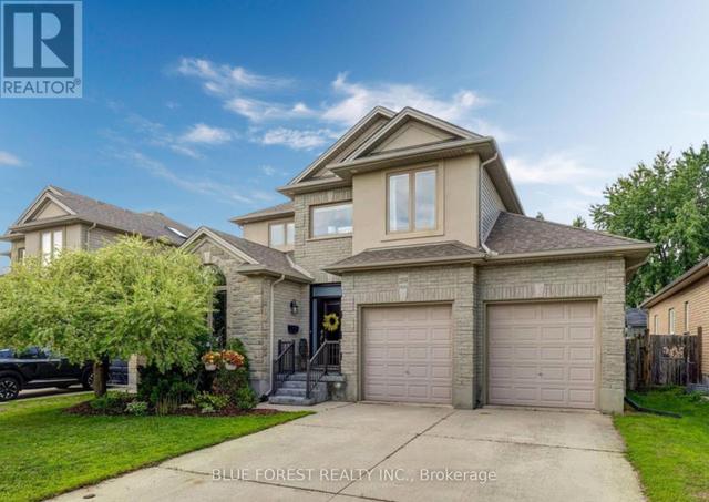 2058 WESTPOINT HEIGHTS  London South (South V), ON N6P 0A3