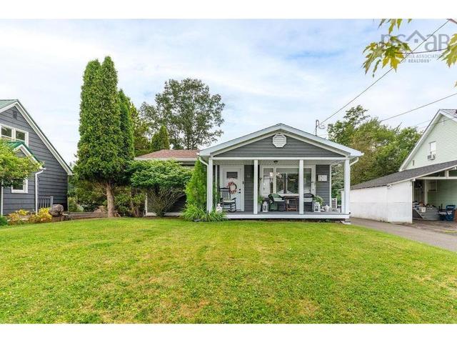 50 Archibald Street  Truro, NS B2N 4R4