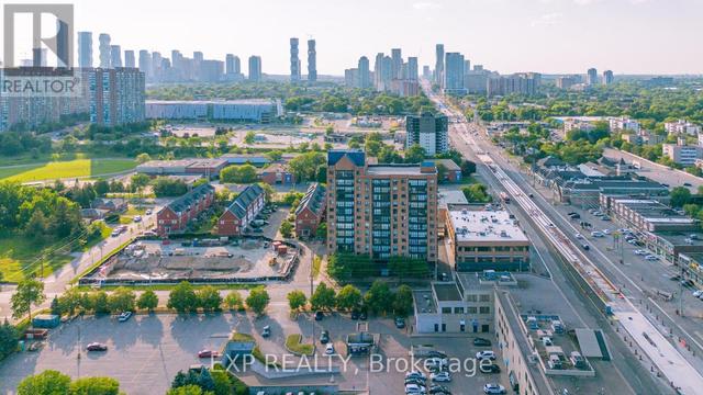 202 - 25 AGNES STREET  Mississauga, ON L5B 3X7