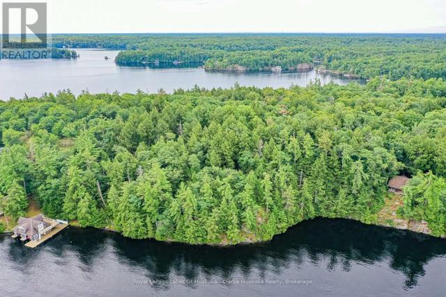 0 MUSKOKA LAKE  Muskoka Lakes (Wood (Muskoka Lakes)), ON P0C 1A0