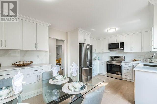 2464 BROOKHURST ROAD  Mississauga, ON L5J 1R3