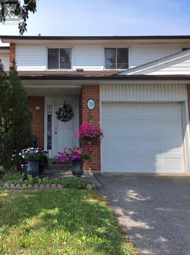 19 - 2380 BROMSGROVE ROAD  Mississauga, ON L5J 4E6