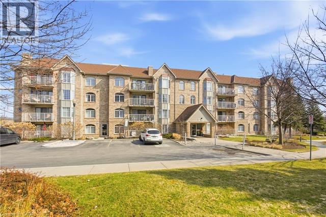 216 PLAINS Road W Unit# F304  Burlington, ON L7T 4M1
