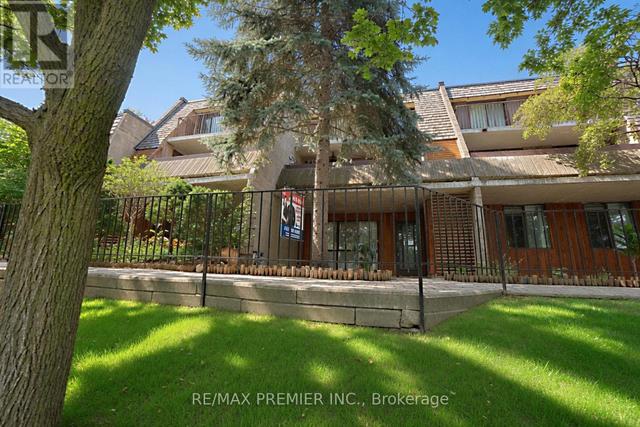 51 - 1250 MISSISSAUGA VALLEY BOULEVARD  Mississauga, ON L5A 3R6