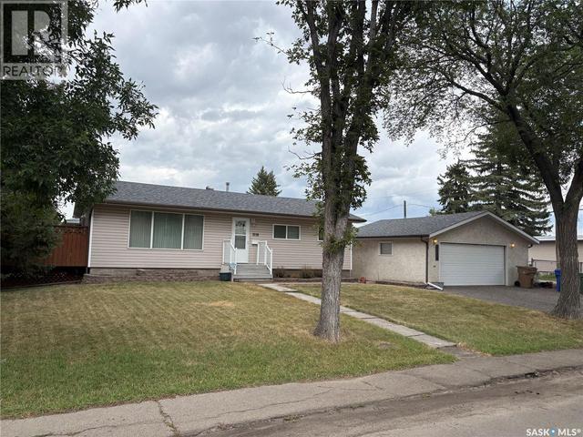 3116 3rd AVENUE N  Regina, SK S4R 0W6