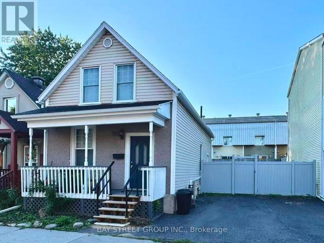 280 ST ANDREW STREET  Ottawa, ON K1N 5G7