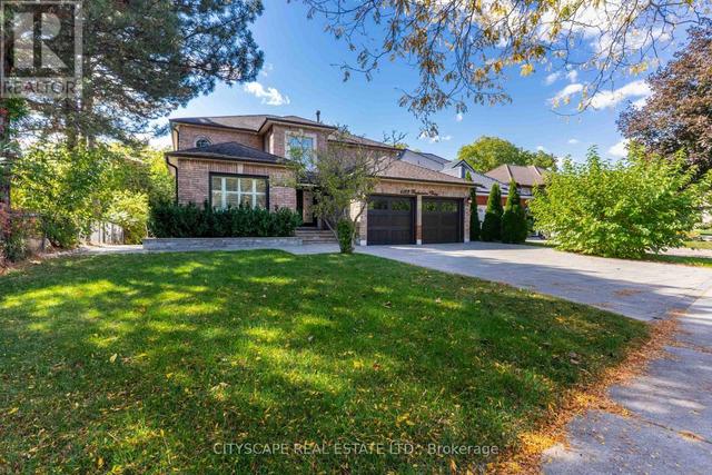 4582 BADMINTON DRIVE  Mississauga, ON L5M 3H6