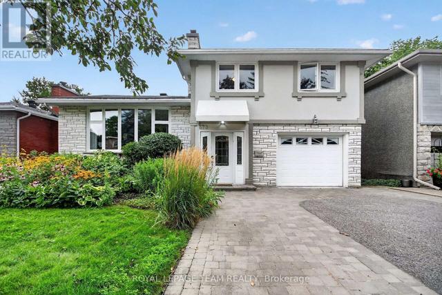 673 GOLDEN AVENUE  Ottawa, ON K2A 2G3