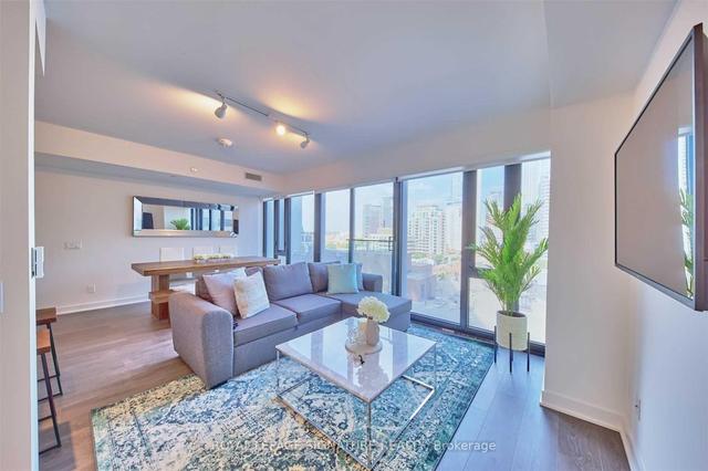 1004-188 Cumberland Street Toronto, ON M5R 0B6