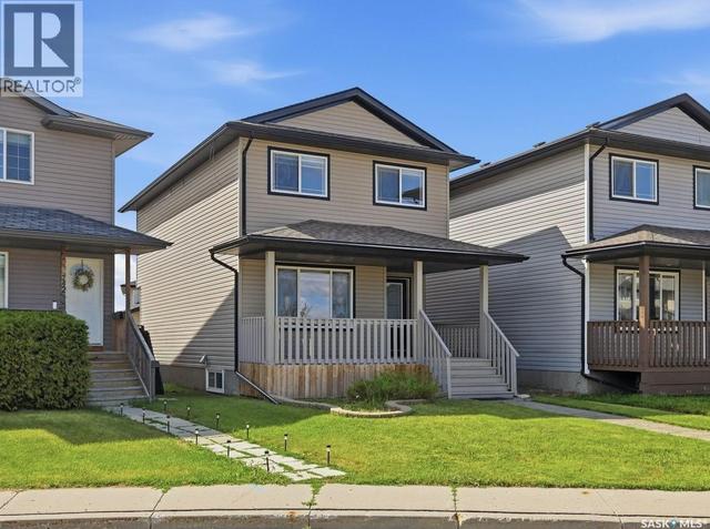 738 LAMARSH LANE  Saskatoon, SK S7W 1B6