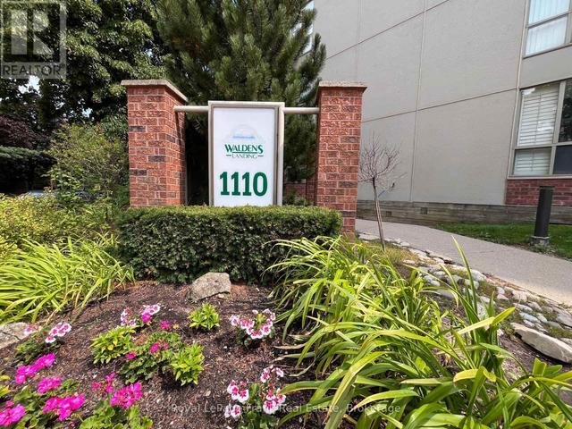 102 - 1110 WALDEN CIRCLE  Mississauga (Clarkson), ON L5J 4R3