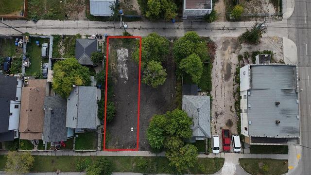 402 Pritchard Avenue  Winnipeg, MB R2W 2J6