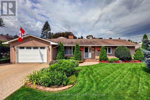 2692 COLMAN STREET  Ottawa, ON K1V 8J9