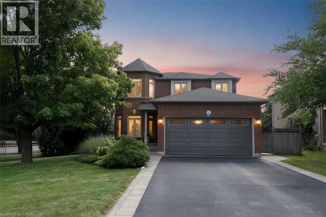 470 AMANDA Crescent  Burlington, ON L7L 6H5