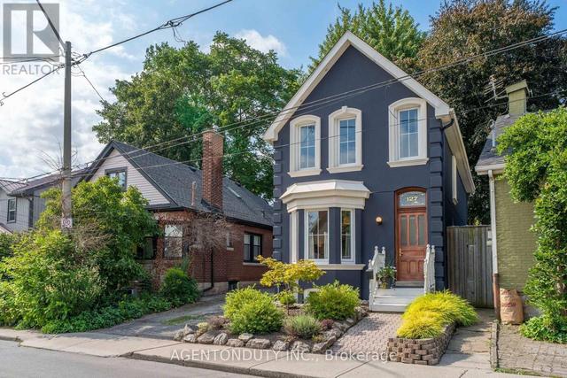 127 PETER STREET  Hamilton, ON L8R 1T7