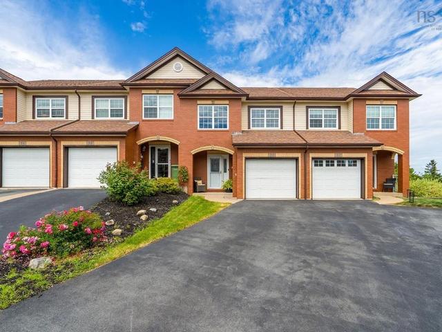 38 Coldstream Run  Dartmouth, NS B2W 0A3