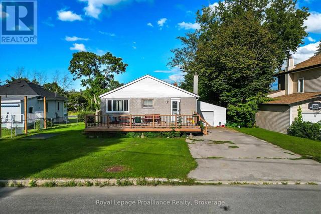 10 WOOLER ROAD  Quinte West (Trenton Ward), ON K8V 4J5