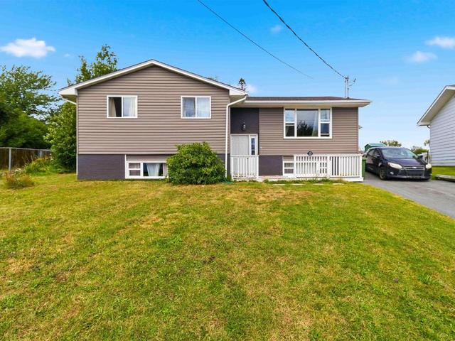 62 Shalimar Crescent  Dartmouth, NS B2W 4L8
