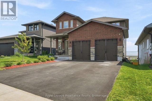 92 NORTHUMBERLAND BOULEVARD  Quinte West (Murray Ward), ON K8V 0L1