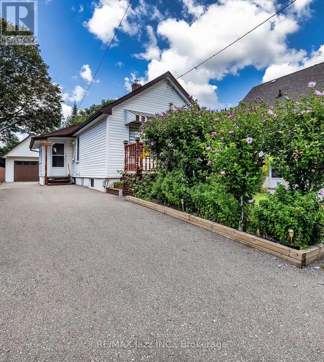 150 VERDUN ROAD Oshawa (Central), ON L1H 5S8