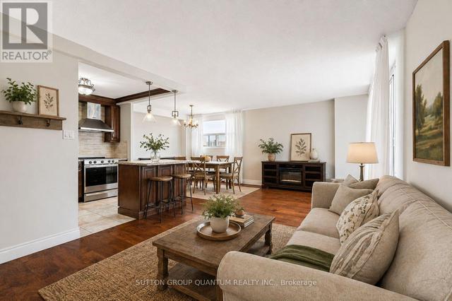 802 - 2345 CONFEDERATION PARKWAY  Mississauga, ON L5B 2H3