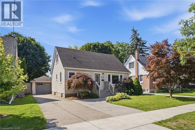 20 HILLVIEW Street  Kitchener, ON N2H 5P8