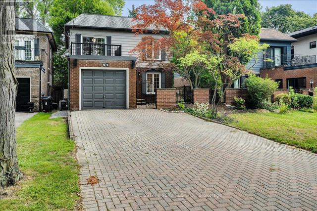 97 BOCASTLE AVENUE  Toronto, ON M4N 2S5