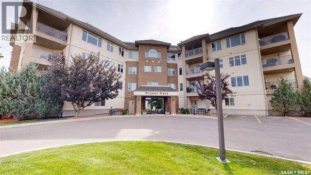 305 3101 Renfrew CRESCENT E  Regina, SK S4V 3B6