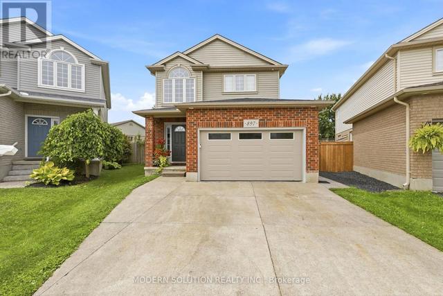 897 BRADSHAW CRESCENT  London North, ON N5X 0B6
