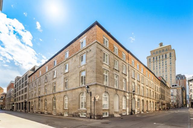 203-422 Rue St-Pierre Montréal (Ville-Marie), QC H2Y 2M5