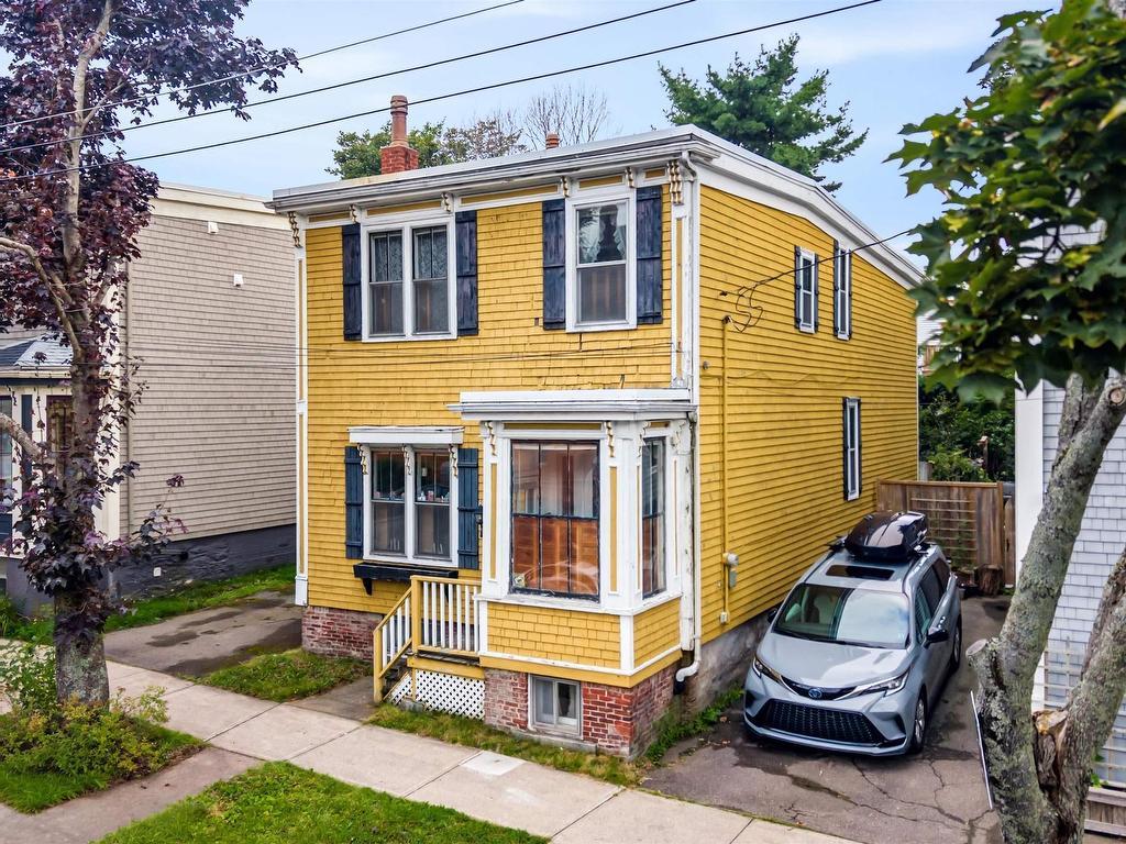 6079 Compton Avenue, Halifax, NS - Outdoor With Exterior