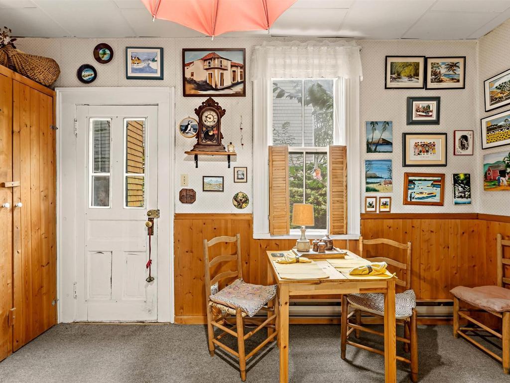 6079 Compton Avenue, Halifax, NS - Indoor Photo Showing Other Room