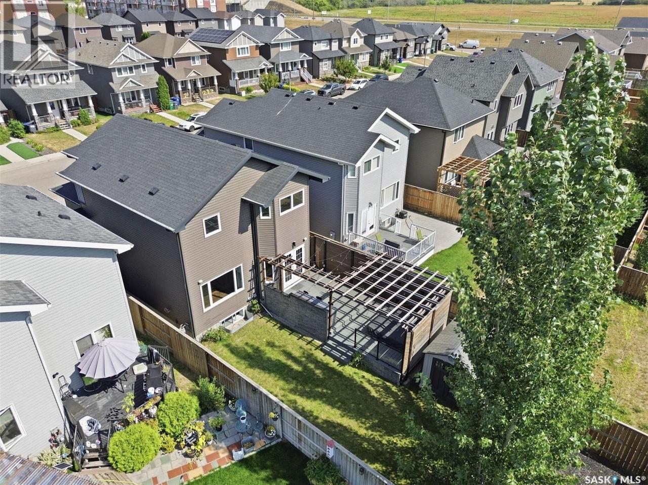 451 Veltkamp Crescent, Saskatoon, SK - Outdoor