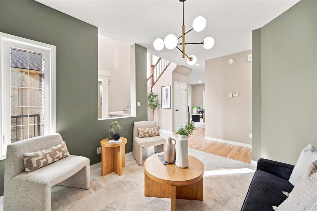 72 Michaud Crescent, Winnipeg, MB - Indoor Photo Showing Dining Room