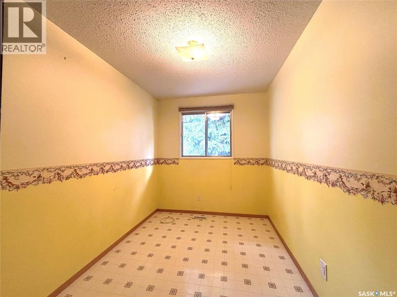 1619 Vickies Avenue, Saskatoon, SK - Indoor Photo Showing Other Room