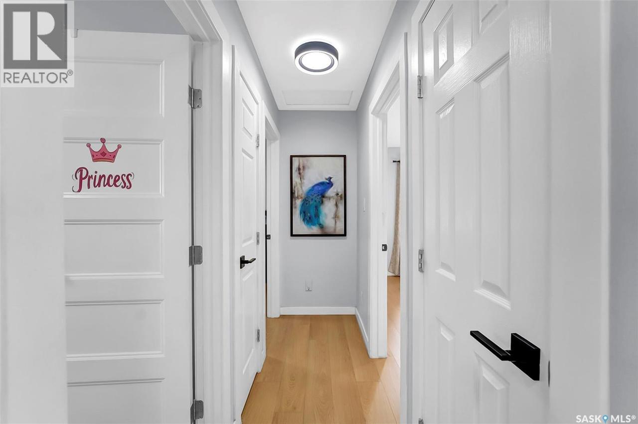 19 Barr Place, Saskatoon, SK - Indoor Photo Showing Other Room