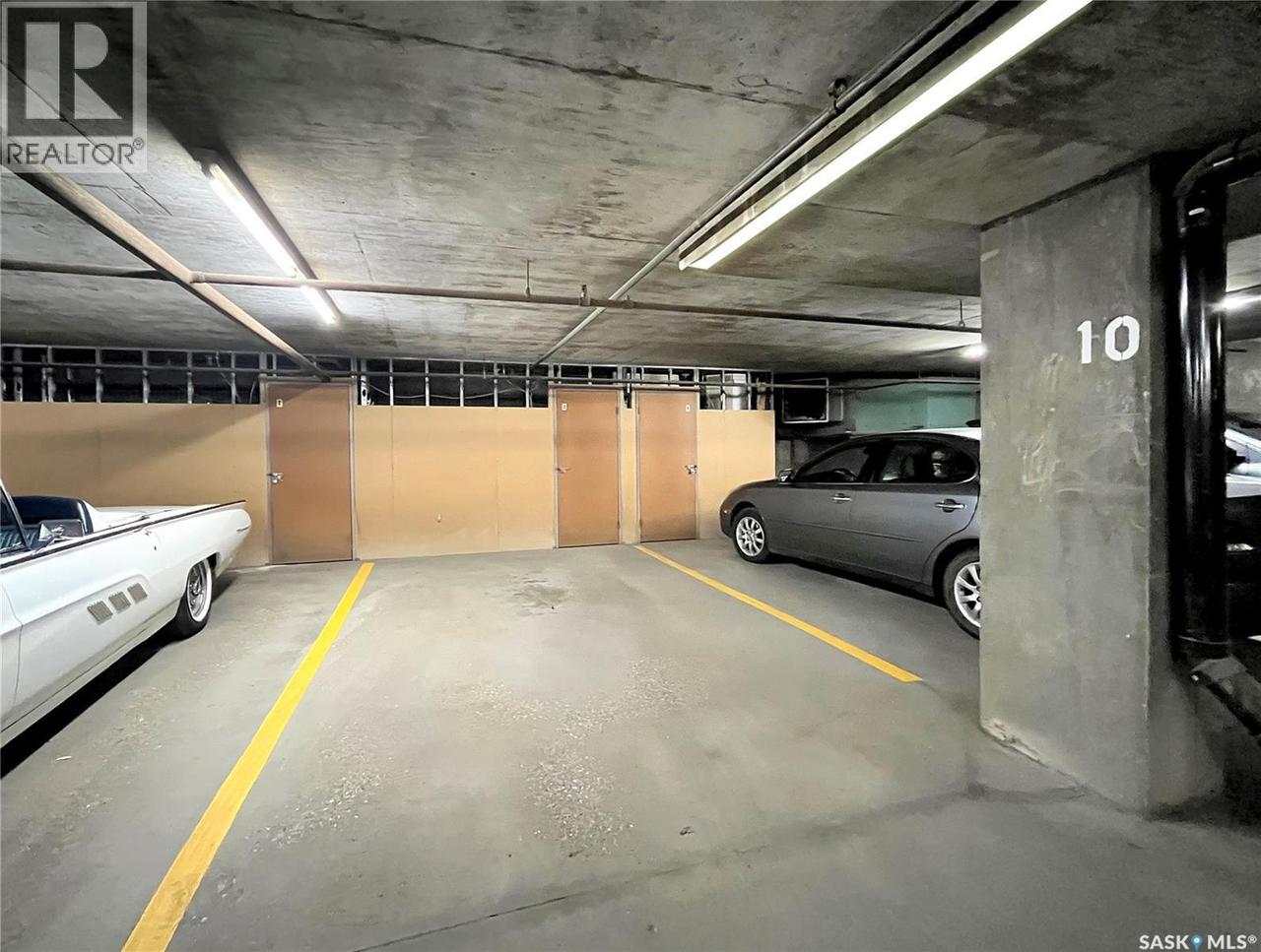 401 505 12Th Street E, Saskatoon, SK - Indoor Photo Showing Garage