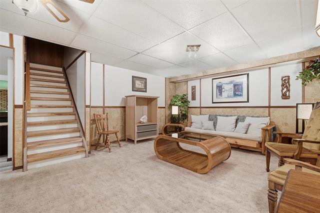 10 Mitchelson Way, Winnipeg, MB - Indoor