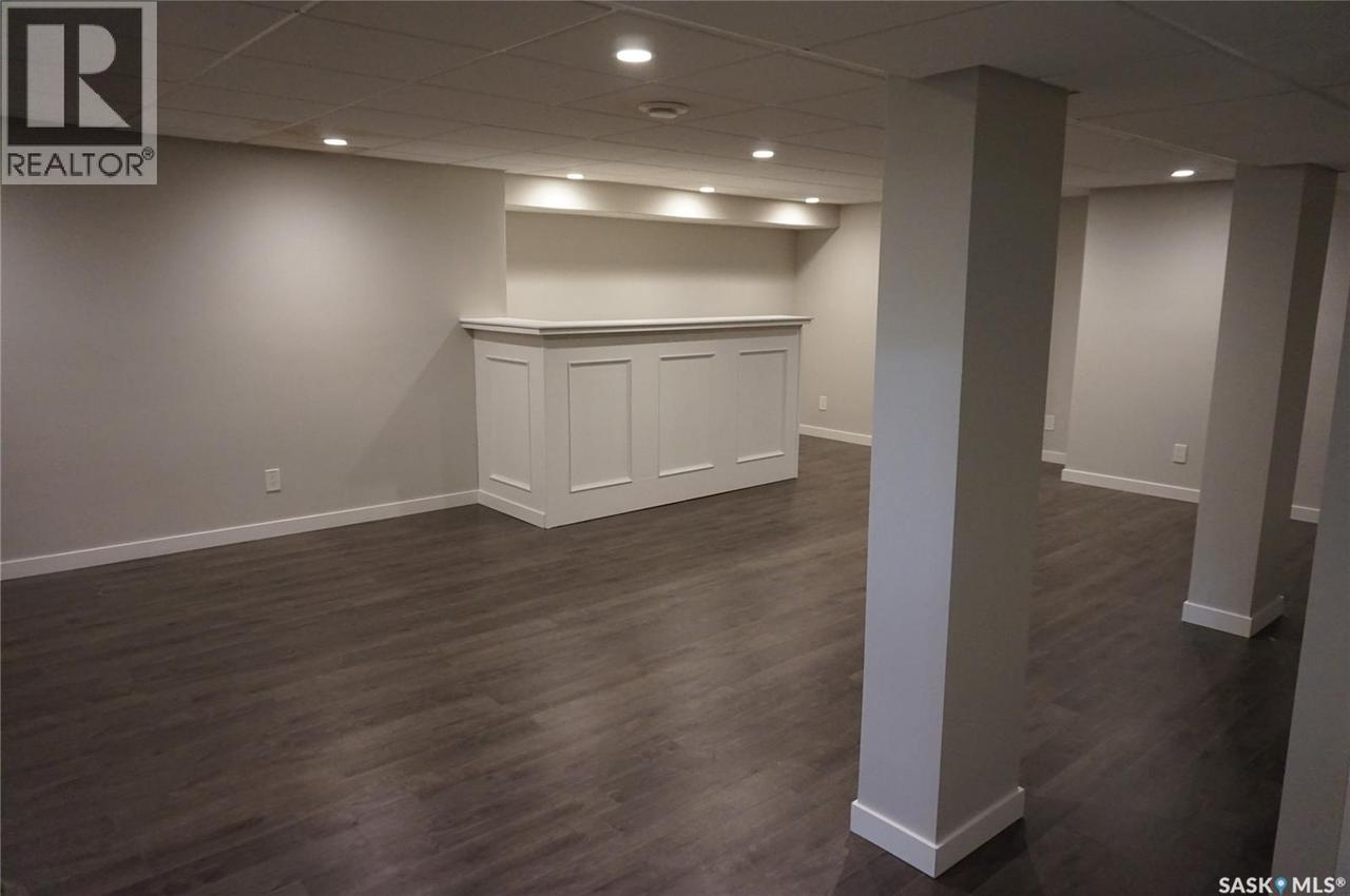 91 Plant Crescent, Regina, SK - Indoor Photo Showing Other Room