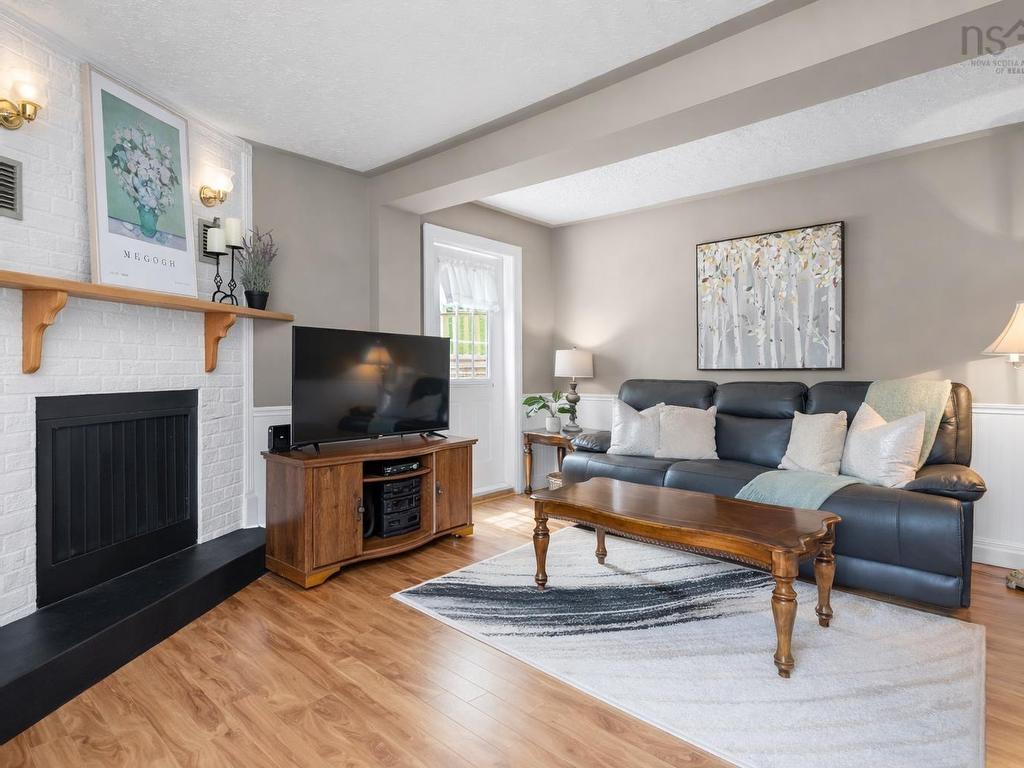88 Armada Drive, Halifax, NS - Indoor Photo Showing Living Room With Fireplace