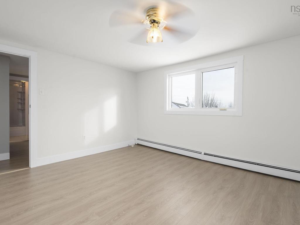 88 Armada Drive, Halifax, NS - Indoor Photo Showing Other Room