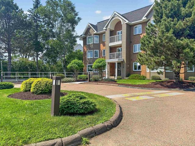 201 403 Prince Street  Truro, NS B2N 1E6