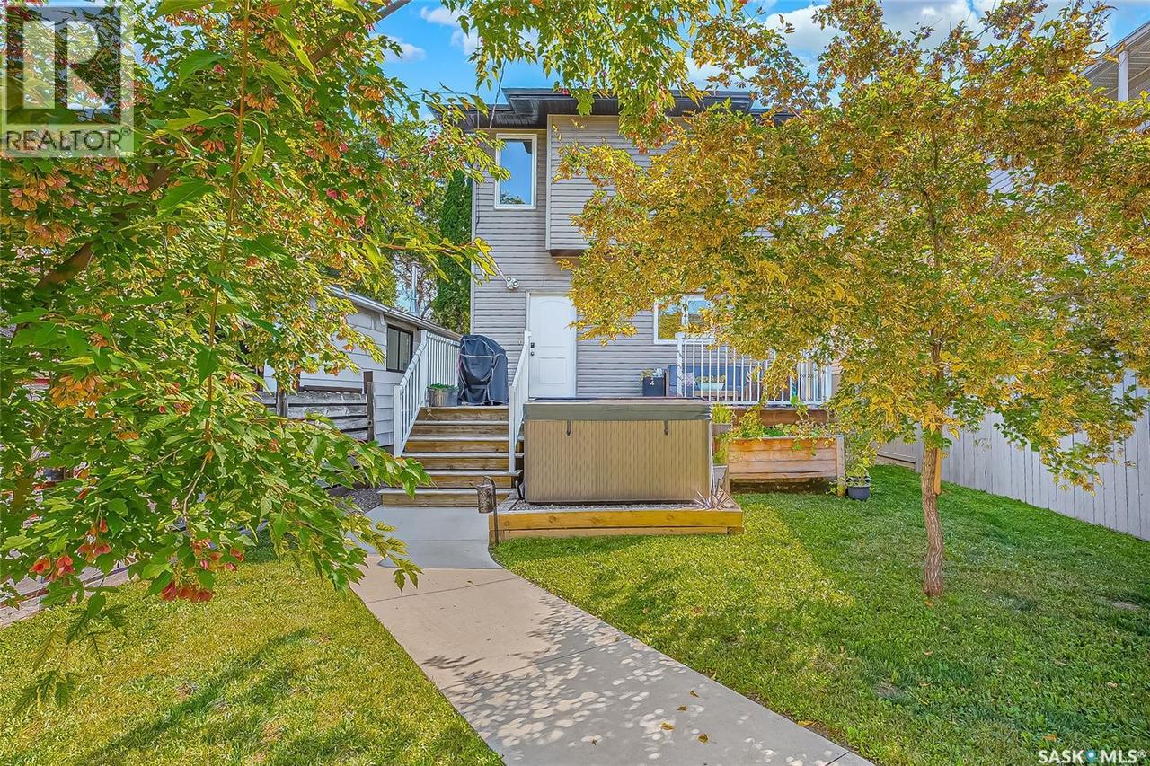 1410 Coy Avenue, Saskatoon, SK - Outdoor