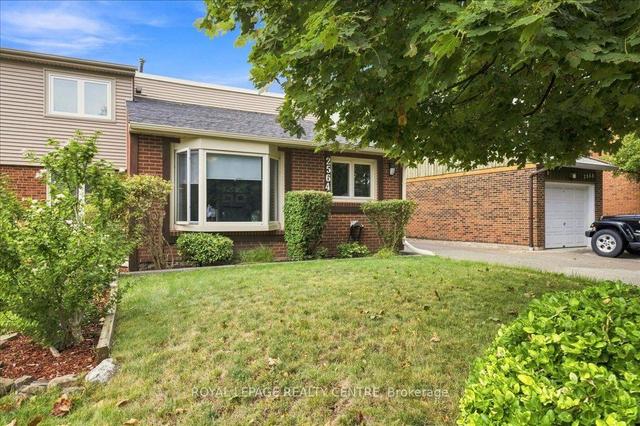 2564 Mainroyal Street Mississauga, ON L5L 1C9