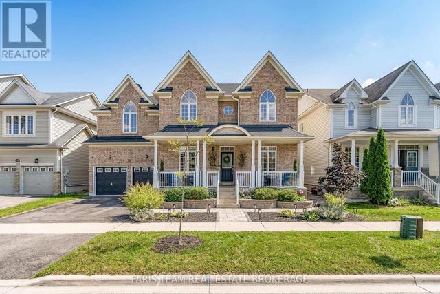 31 THE QUEENSWAY Barrie, ON L4M 7H5
