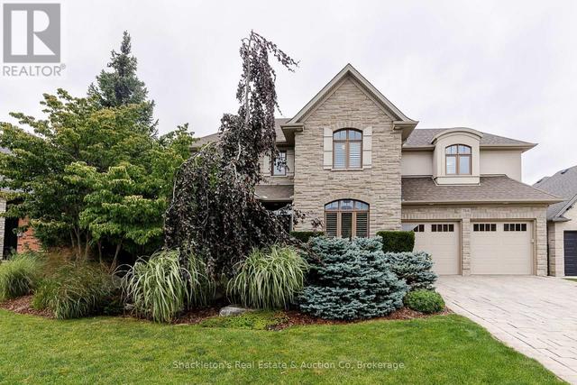 766 EAGLETRACE DRIVE  London North (North S), ON N6G 0E9