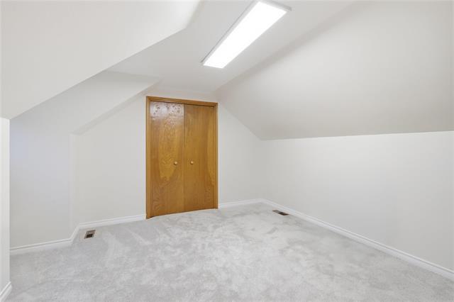 3 Attache Pl, Winnipeg, MB - Indoor Photo Showing Other Room