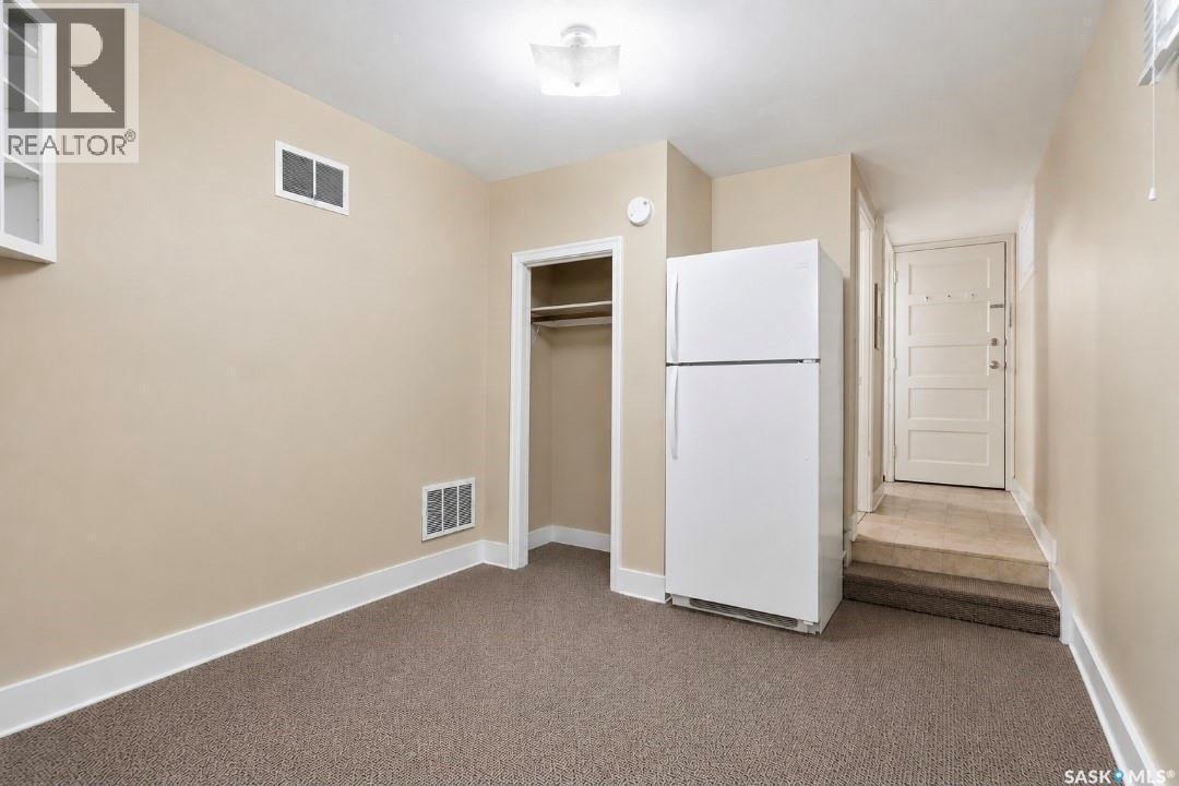 610 Albert Avenue, Saskatoon, SK - Indoor Photo Showing Other Room