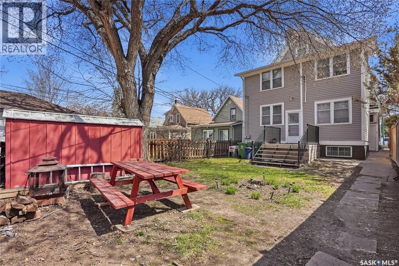 610 Albert Avenue, Saskatoon, SK - Outdoor