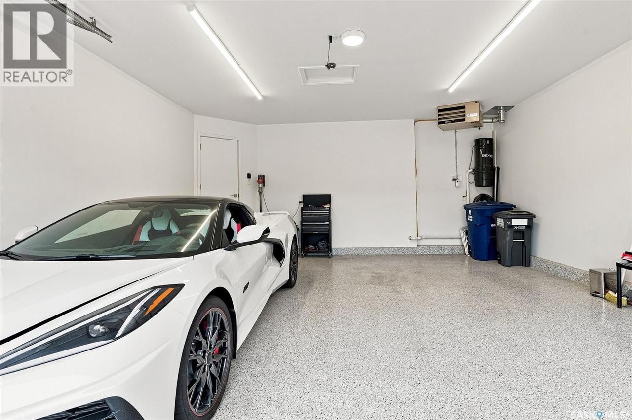 42 3415 Calder Crescent, Saskatoon, SK - Indoor Photo Showing Garage